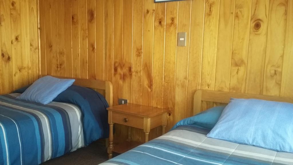 קסטרו Hostal Costa Azul מראה חיצוני תמונה