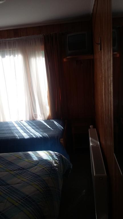 קסטרו Hostal Costa Azul מראה חיצוני תמונה